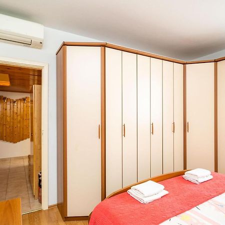 Spacious Three Bedroom Apartment Dubrovnik Exterior photo