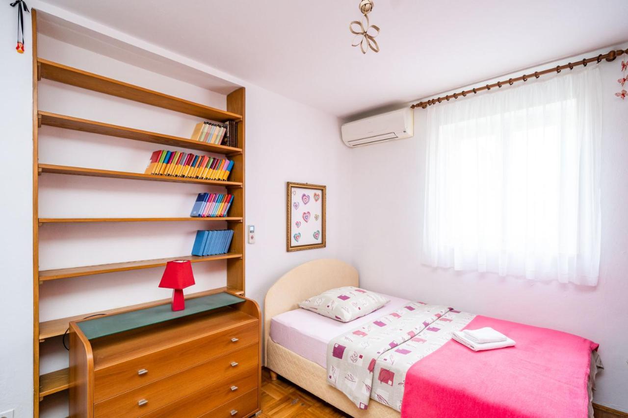 Spacious Three Bedroom Apartment Dubrovnik Exterior photo